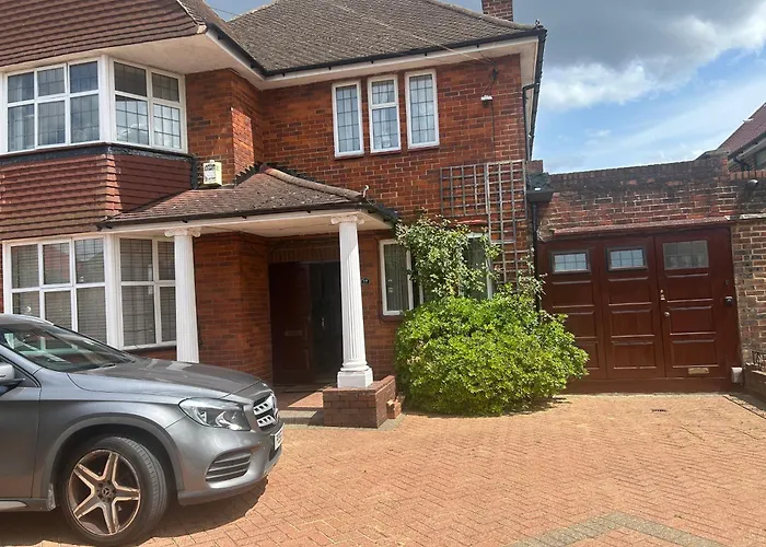 Jan\'S Haven , Lovely One Bed Flat With 2Beds And Free Parking